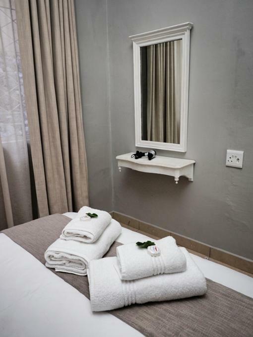 Poinsettia Family Cottage เฮซีวิว ภายนอก รูปภาพ