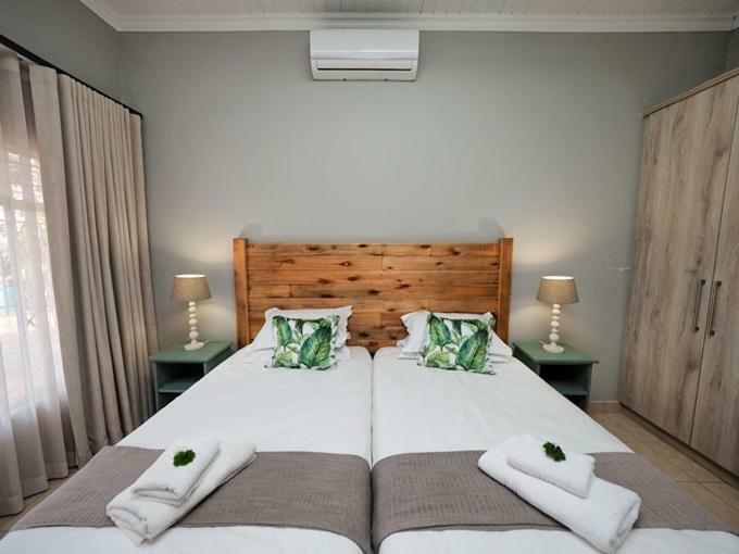 Poinsettia Family Cottage เฮซีวิว ภายนอก รูปภาพ